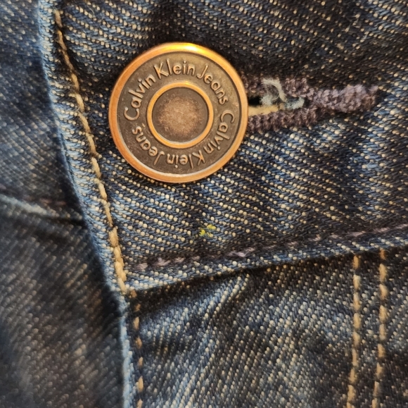 Calvin Klein Women's Boot Cut Denim Jeans Size 26/2 Dark Wash - Picture 3 of 10